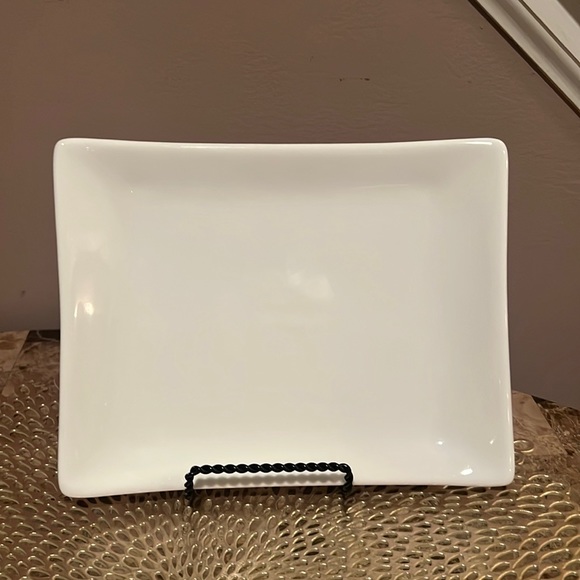 Everyday White Set/2 Porcelain Square Serving Bowl and Rectangular Serving Plate - Picture 6 of 11